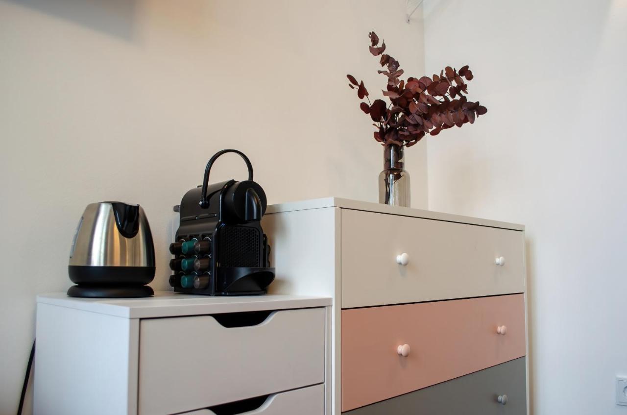 Homely Stay Studio 8 - Relaxed Self-Check-In Room In Мюнхен Екстер'єр фото